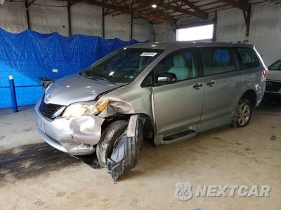 2015 TOYOTA SIENNA L 7-PASSENGER 5TDZK3DC4FS543770 - główne zdjęcie licytacji z USA - miniatura