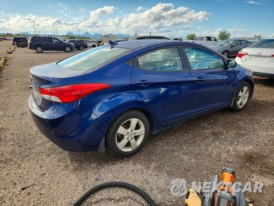 Trzecie zdjęcie samochodu z tyłu: 2013 HYUNDAI ELANTRA GLS VIN:KMHDH4AE5DU684002 - miniatura