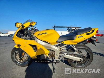 Trzecie zdjęcie samochodu z tyłu: 2002 KAWASAKI ZX600 J1 VIN:JKAZX4J162A050913 - miniatura