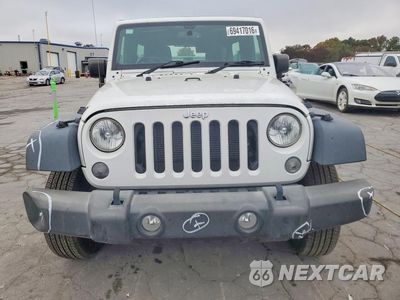 Piąte zdjęcie samochodu w środku: 2015 JEEP WRANGLER UNLIMITED SPORT VIN:1C4BJWKG5FL652106 - miniatura