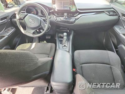 Zdjęcie 8 z 13 samochodu: 2019 TOYOTA C-HR LE VIN:JTNKHMBX6K1045276 - miniatura
