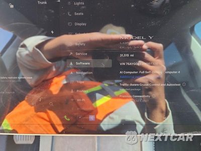 Zdjęcie 9 z 12 samochodu: 2024 TESLA MODEL Y VIN:7SAYGDEE3RF107328 - miniatura