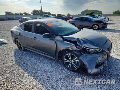 Czwarte zdjęcie samochodu z boku: 2020 NISSAN SENTRA SR VIN:3N1AB8DV0LY206435 - miniatura