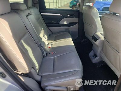 Zdjęcie 11 z 13 samochodu: 2016 TOYOTA HIGHLANDER XLE VIN:5TDJKRFH2GS242036 - miniatura