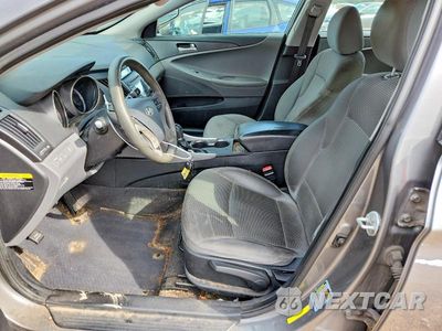 Zdjęcie 7 z 13 samochodu: 2012 HYUNDAI SONATA GLS VIN:5NPEB4AC0CH492181 - miniatura