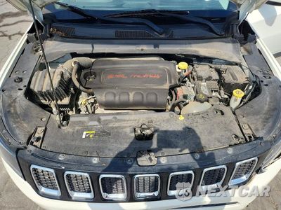 Zdjęcie 12 z 13 samochodu: 2018 JEEP COMPASS LATITUDE VIN:3C4NJDBB7JT192532 - miniatura