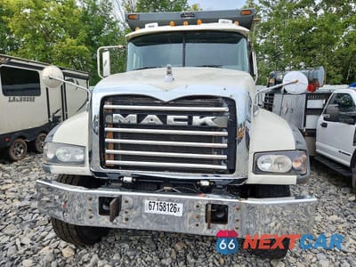 Zdjęcie 13 z 13 samochodu: 2017 MACK 700 GU700 VIN:1M2AX09CXHM035478 - miniatura