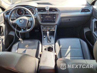 Zdjęcie 8 z 13 samochodu: 2018 VOLKSWAGEN TIGUAN SE VIN:3VV3B7AX0JM013648 - miniatura