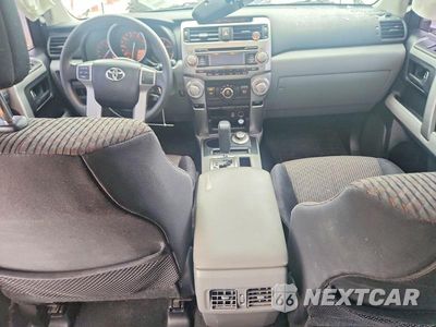 Zdjęcie 8 z 13 samochodu: 2013 TOYOTA 4RUNNER SR5 VIN:JTEBU5JR4D5119259 - miniatura