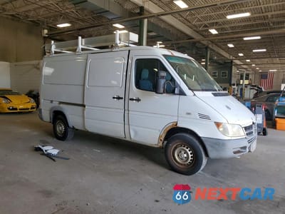 Czwarte zdjęcie samochodu z boku: 2005 DODGE SPRINTER 2500 VIN:WD0PD644655782258 - miniatura