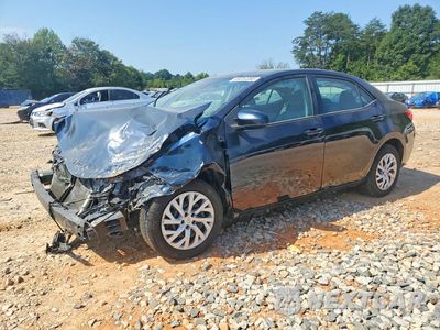 2018 TOYOTA COROLLA LE 5YFBURHE7JP771077 - główne zdjęcie licytacji z USA - miniatura
