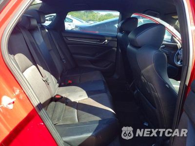 Zdjęcie 10 z 12 samochodu: 2018 HONDA ACCORD SPORT VIN:1HGCV1F31JA240130 - miniatura