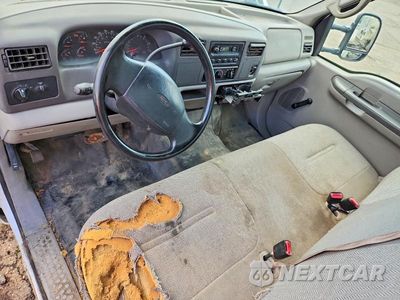 Zdjęcie 8 z 13 samochodu: 2000 FORD F350 SUPER DUTY BOX TRUCK VIN:1FDWF36L9YEC20775 - miniatura