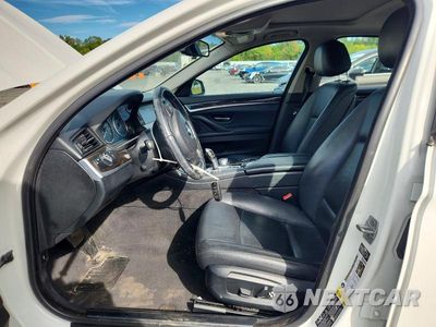 Zdjęcie 7 z 12 samochodu: 2015 BMW 528 XI VIN:WBA5A7C52FD623959 - miniatura