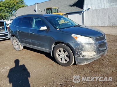 Czwarte zdjęcie samochodu z boku: 2011 CHEVROLET TRAVERSE LT VIN:1GNKRGED2BJ235829 - miniatura
