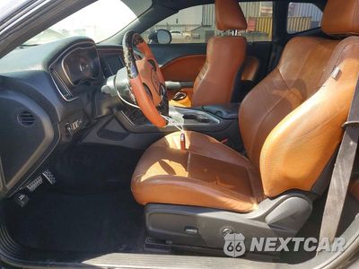 Zdjęcie 7 z 11 samochodu: 2016 DODGE CHALLENGER SRT HELLCAT VIN:2C3CDZC93GH199572 - miniatura