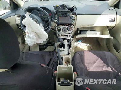 Zdjęcie 8 z 13 samochodu: 2013 TOYOTA COROLLA LE VIN:2T1BU4EE3DC066319 - miniatura