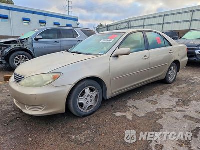 2006 TOYOTA CAMRY LE 4T1BE32K16U123104 - główne zdjęcie licytacji z USA - miniatura