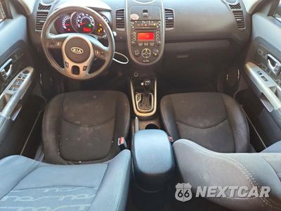 Zdjęcie 8 z 12 samochodu: 2012 KIA SOUL + VIN:KNDJT2A65C7389420 - miniatura