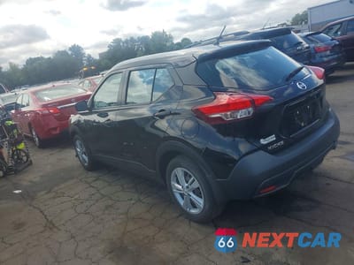 Drugie zdjęcie samochodu z przodu: 2018 NISSAN KICKS S VIN:3N1CP5CU5JL509559 - miniatura