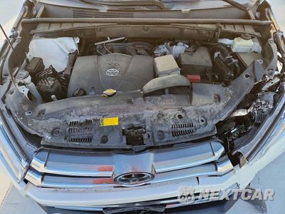 Zdjęcie 12 z 14 samochodu: 2017 TOYOTA HIGHLANDER LIMITED PLATINUM VIN:5TDDZRFH7HS456935 - miniatura