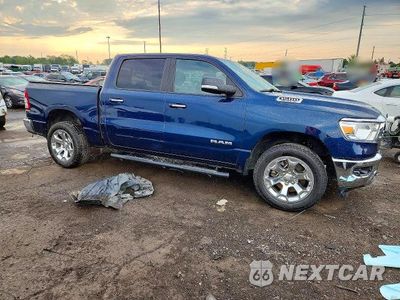 Czwarte zdjęcie samochodu z boku: 2019 RAM 1500 BIG HORN/LONE STAR VIN:1C6SRFFT3KN802638 - miniatura