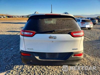 Zdjęcie 6 z 12 samochodu: 2017 JEEP CHEROKEE LATITUDE VIN:1C4PJMCS2HW531550 - miniatura