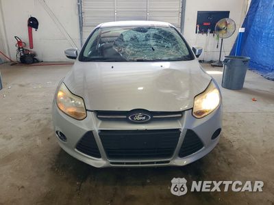 Piąte zdjęcie samochodu w środku: 2013 FORD FOCUS SE VIN:1FADP3F26DL262702 - miniatura