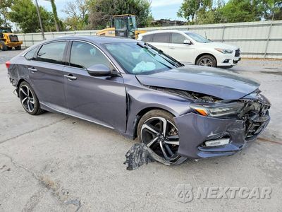 Czwarte zdjęcie samochodu z boku: 2018 HONDA ACCORD TOURING VIN:1HGCV2F90JA025039 - miniatura