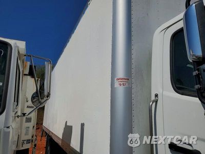 Zdjęcie 11 z 13 samochodu: 2026 HINO L6 BOX TRUCK VIN:5PVNJ7DV4T5T51308 - miniatura