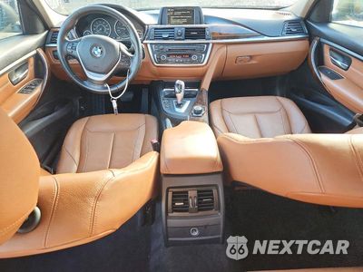 Zdjęcie 8 z 12 samochodu: 2013 BMW 328 XI SULEV VIN:WBA3B5C52DF598877 - miniatura
