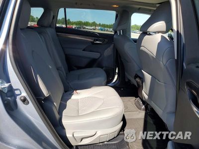 Zdjęcie 11 z 13 samochodu: 2024 TOYOTA HIGHLANDER HYBRID PLATINUM VIN:5TDEBRCH9RS645245 - miniatura
