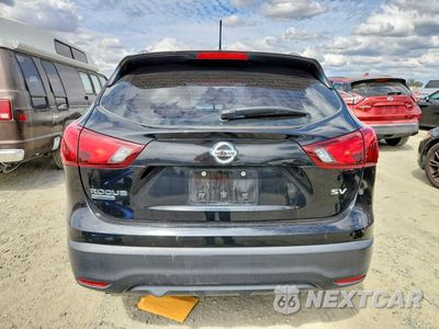 Zdjęcie 6 z 12 samochodu: 2017 NISSAN ROGUE SPORT SV VIN:JN1BJ1CP9HW021509 - miniatura