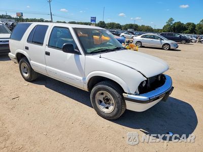 Czwarte zdjęcie samochodu z boku: 1995 CHEVROLET BLAZER VIN:1GNCS13W6S2248944 - miniatura