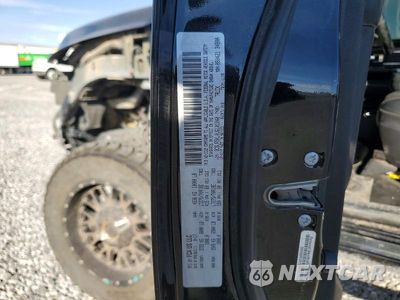 Zdjęcie 12 z 12 samochodu: 2018 RAM 2500 LARAMIE VIN:3C6UR5KL0JG101040 - miniatura