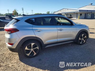 Trzecie zdjęcie samochodu z tyłu: 2018 HYUNDAI TUCSON VALUE VIN:KM8J3CA25JU730828 - miniatura
