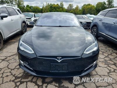 Piąte zdjęcie samochodu w środku: 2016 TESLA MODEL S VIN:5YJSA1E2XGF143930 - miniatura