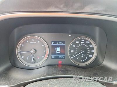 Zdjęcie 9 z 13 samochodu: 2020 HYUNDAI TUCSON SE VIN:KM8J23A44LU119387 - miniatura