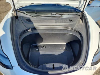 Zdjęcie 11 z 12 samochodu: 2019 TESLA MODEL 3 VIN:5YJ3E1EB2KF512572 - miniatura