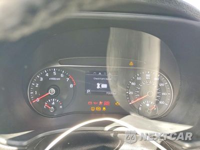Zdjęcie 9 z 14 samochodu: 2020 KIA SOUL GT LINE VIN:KNDJ63AU6L7054078 - miniatura