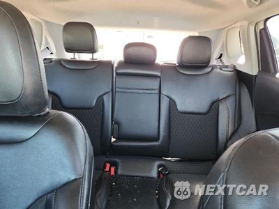 Zdjęcie 10 z 13 samochodu: 2020 JEEP COMPASS LATITUDE VIN:3C4NJCBB5LT136103 - miniatura