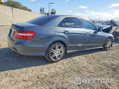 Trzecie zdjęcie samochodu z tyłu: 2010 MERCEDES-BENZ E 550 4MATIC VIN:WDDHF9AB1AA106707 - miniatura