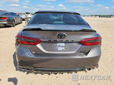 Zdjęcie 6 z 12 samochodu: 2018 TOYOTA CAMRY XSE VIN:4T1B61HK1JU072995 - miniatura