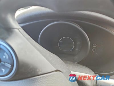 Zdjęcie 9 z 12 samochodu: 2015 KIA SOUL BASE VIN:KNDJN2A27F7797669 - miniatura
