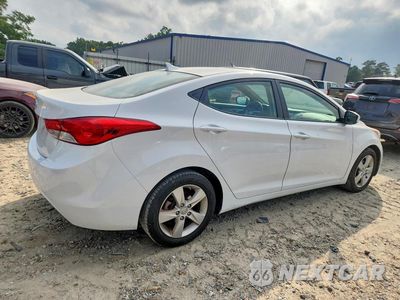 Trzecie zdjęcie samochodu z tyłu: 2013 HYUNDAI ELANTRA GLS VIN:5NPDH4AE2DH310851 - miniatura