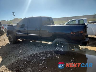 Drugie zdjęcie samochodu z przodu: 2011 GMC SIERRA K3500 DENALI VIN:1GT426C86BF181802 - miniatura