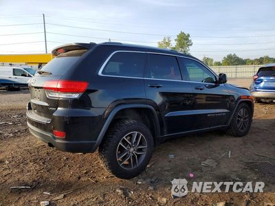 Trzecie zdjęcie samochodu z tyłu: 2018 JEEP GRAND CHEROKEE LAREDO VIN:1C4RJFAGXJC355969 - miniatura