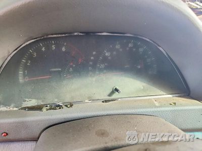 Zdjęcie 9 z 12 samochodu: 2002 TOYOTA CAMRY LE VIN:4T1BE32K42U098967 - miniatura
