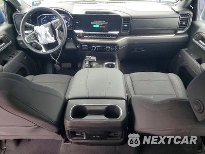 Zdjęcie 8 z 12 samochodu: 2025 CHEVROLET SILVERADO K1500 RST VIN:1GCUKEED6SZ321107 - miniatura