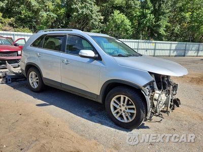 Czwarte zdjęcie samochodu z boku: 2015 KIA SORENTO LX VIN:5XYKT3A67FG562050 - miniatura